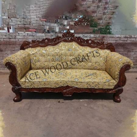 Classic Sofa Set 7 Seater Teak Wood Manufacturers, Suppliers, Exporters in Punjab