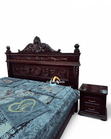 Designer Wooden Carved Bed ,made in teak wood Manufacturers, Suppliers in Saharanpur
