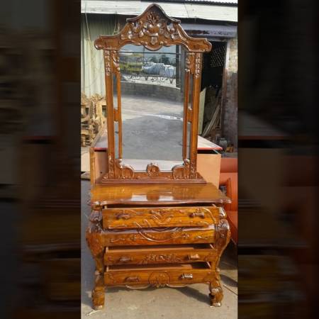 Handcarved Wooden Dressing Table In Teak Wood Sagwan Manufacturers, Suppliers, Exporters in Chandigarh