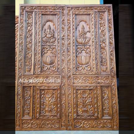 Handmade Premium Teak Wood Single Panel Door Heavy Carved Wooden Door Manufacturers, Suppliers, Exporters in Sonipat
