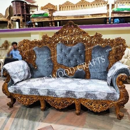 Luxurious Wooden Sofa Set Manufacturers, Suppliers, Exporters in Punjab